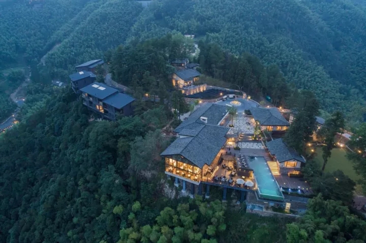 裸心堡以崭新的形貌惊艳回归